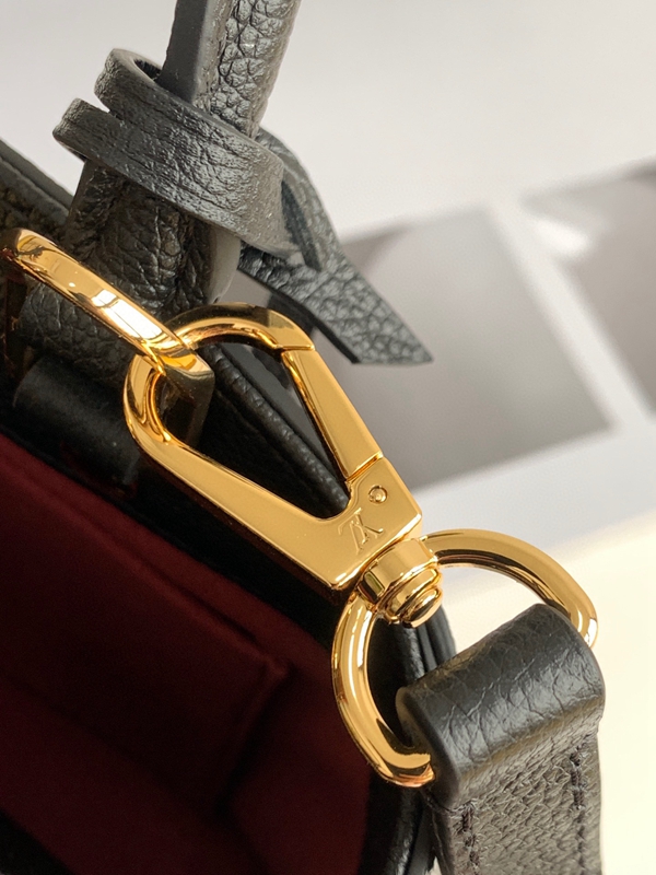 ルイヴィトンバッグ素材ディテール